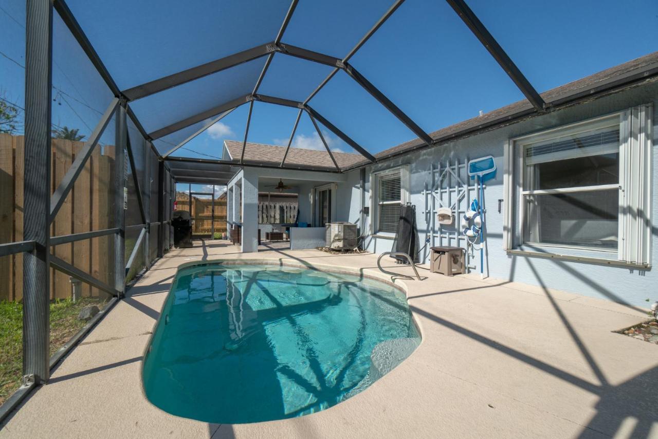 Oceanview Haven - 2Br Beach Townhome With Patio, Shared Heated Pool Steps From Paradise Beach Park! Μελβούρνη Εξωτερικό φωτογραφία