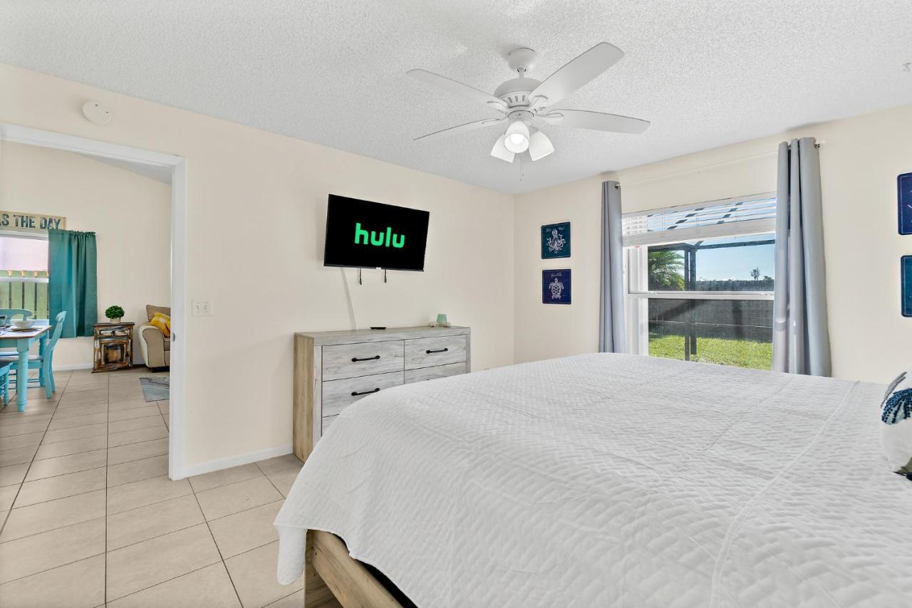 Oceanview Haven - 2Br Beach Townhome With Patio, Shared Heated Pool Steps From Paradise Beach Park! Μελβούρνη Εξωτερικό φωτογραφία