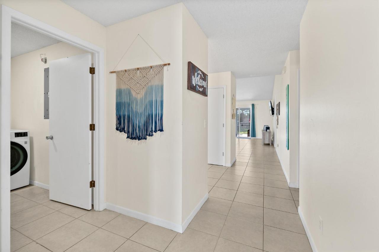 Oceanview Haven - 2Br Beach Townhome With Patio, Shared Heated Pool Steps From Paradise Beach Park! Μελβούρνη Εξωτερικό φωτογραφία
